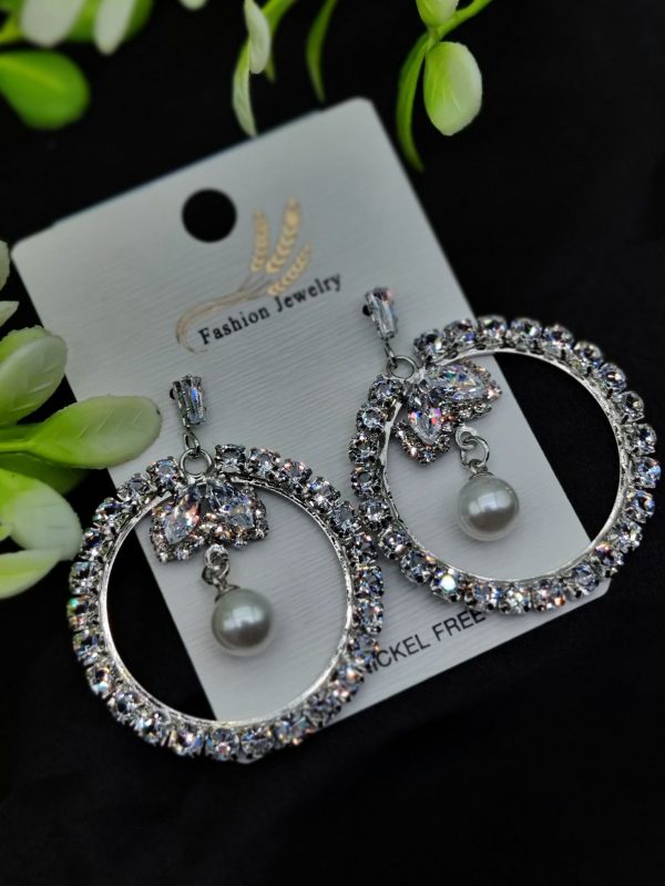 Elegant Earrings, Starburst Pearl designs